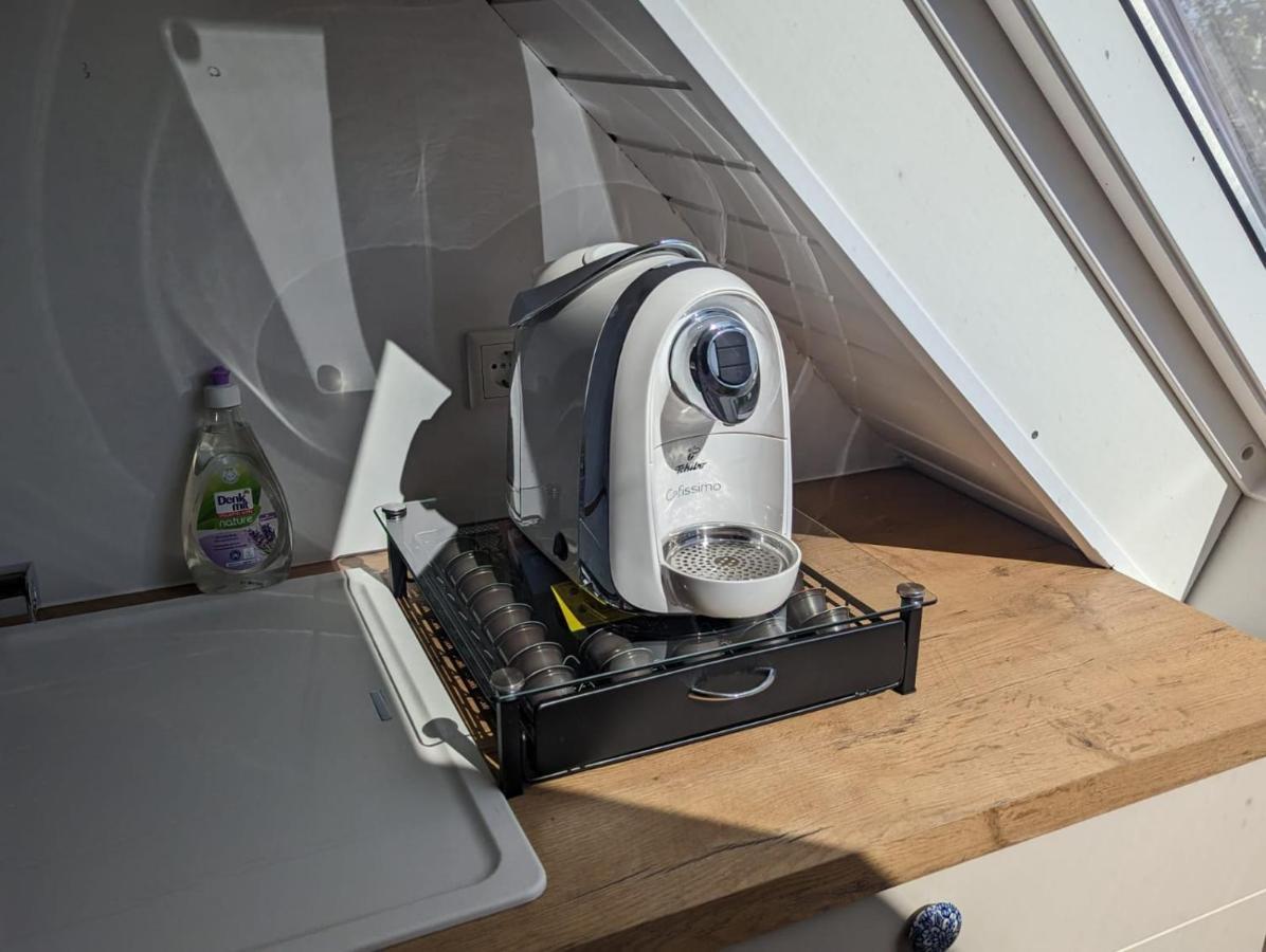 Helles Dachgeschoss-Appartement Krefeld Luaran gambar